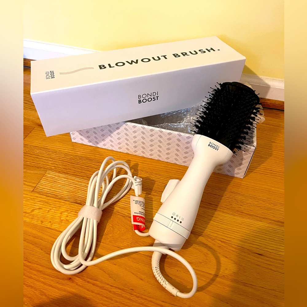 Bondiboost Blowout Hairbrush